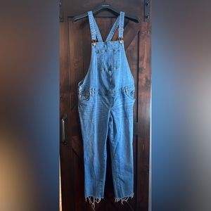 Maternity overalls